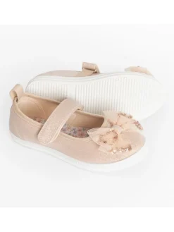 Ballerina's beige